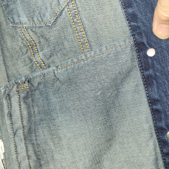 Bill Blass Trucker Jean Jacket, Medium Blue, size Med - Picture 4 of 14